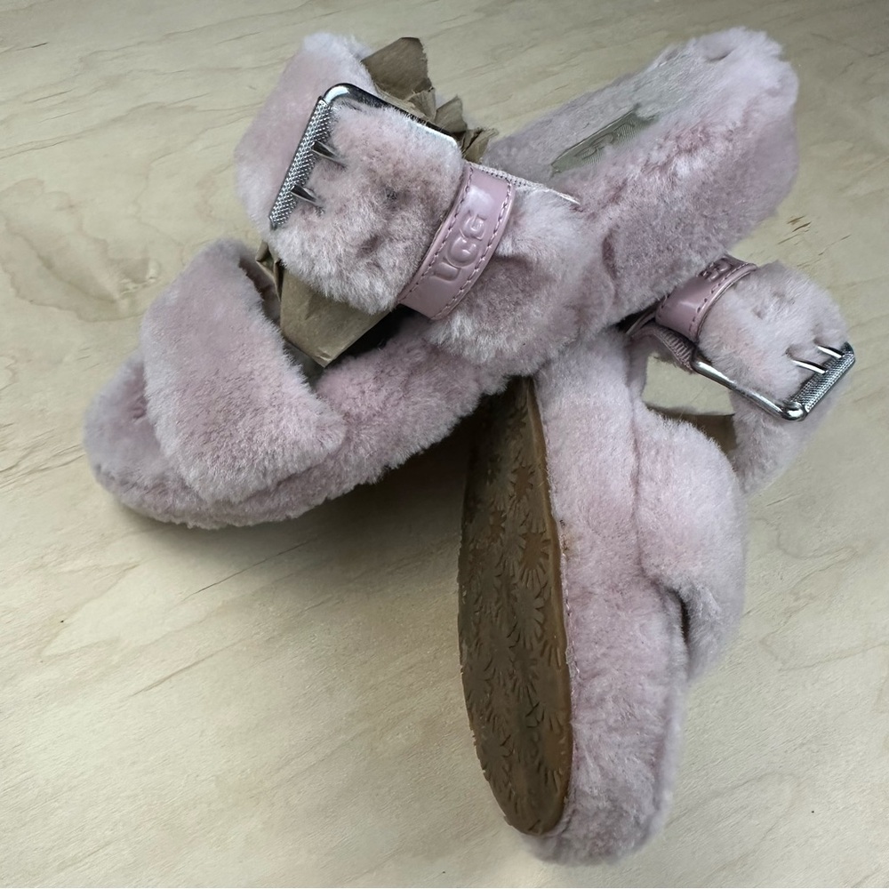 UGG Pink Fuzz Yeah slipper